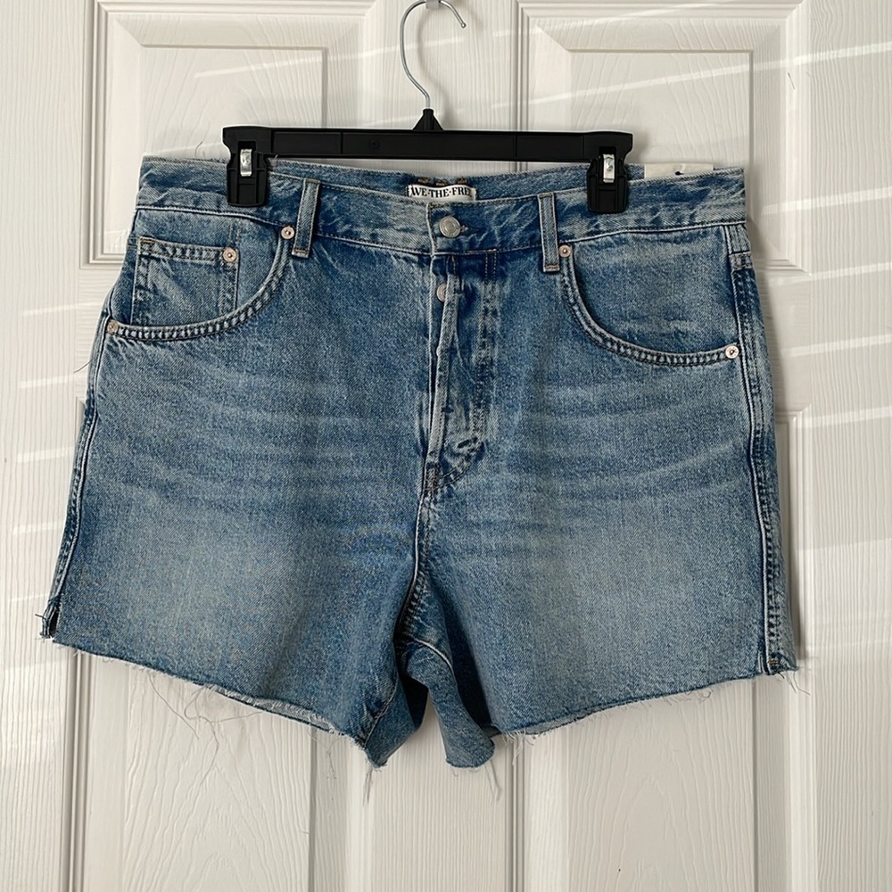 ‼️NWT‼️We the free ivy mid rise short - Picture 5 of 6
